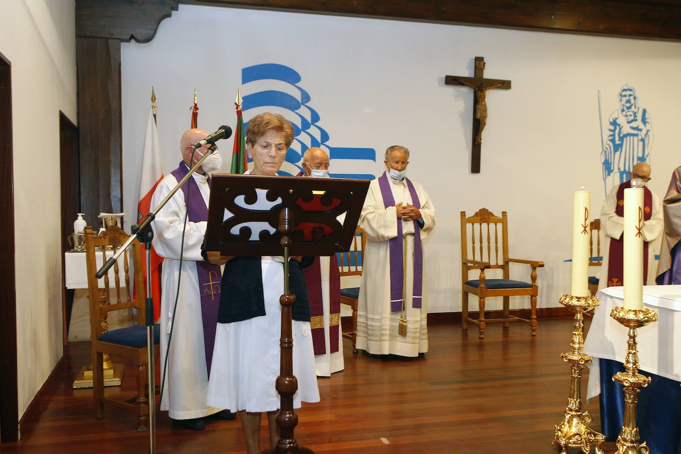 Fotos: Así ha sido el homenaje a las víctimas del covid en la Fundación Asilo de Torrelavega