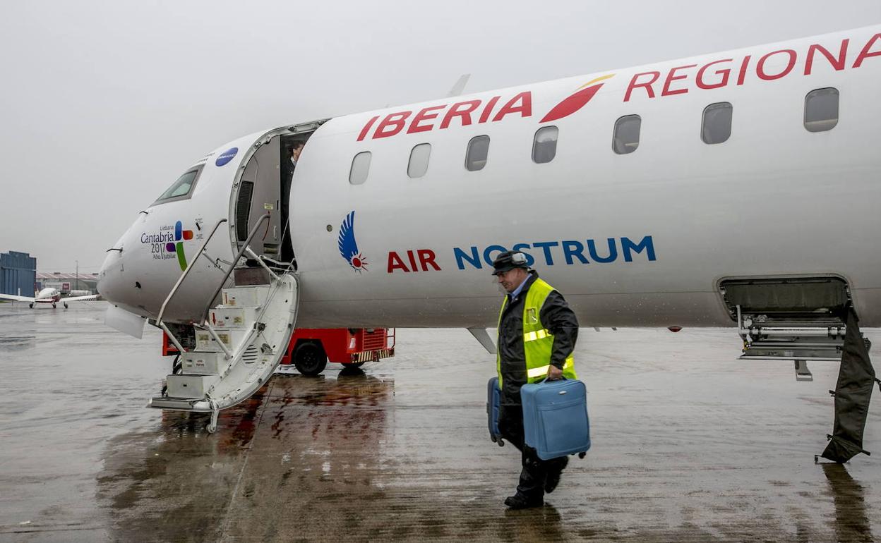 El Seve Ballesteros se queda este verano sin los vuelos a París y Alicante