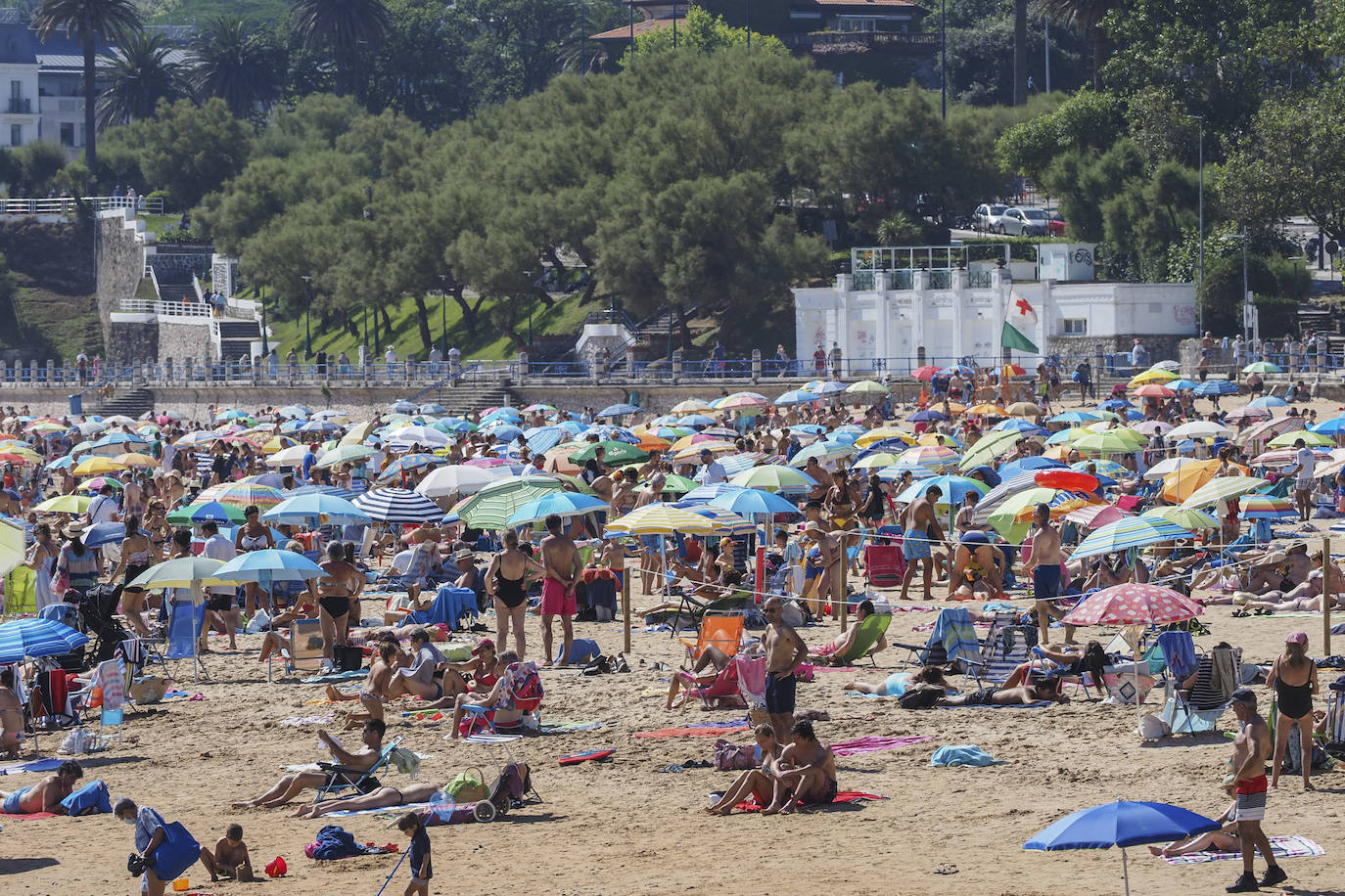 Fotos: Playas llenas de nuevo