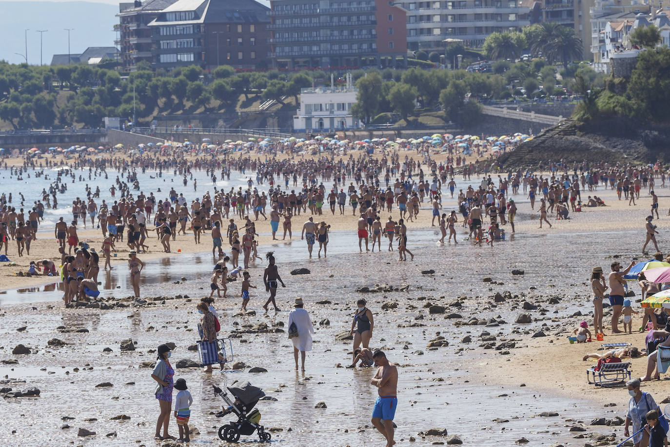 Fotos: Playas llenas de nuevo