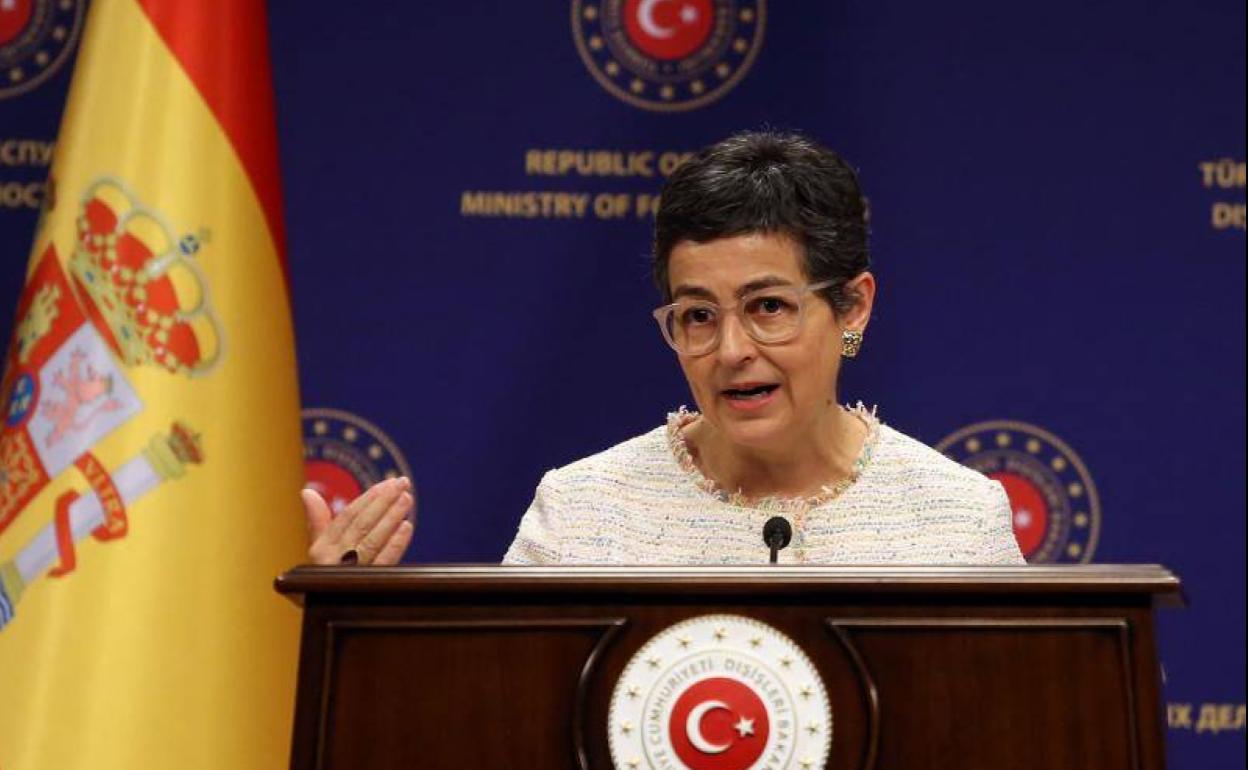 La ministra de Asuntos Exteriores, Arancha González Laya, este lunes en Ankara (Turquía).