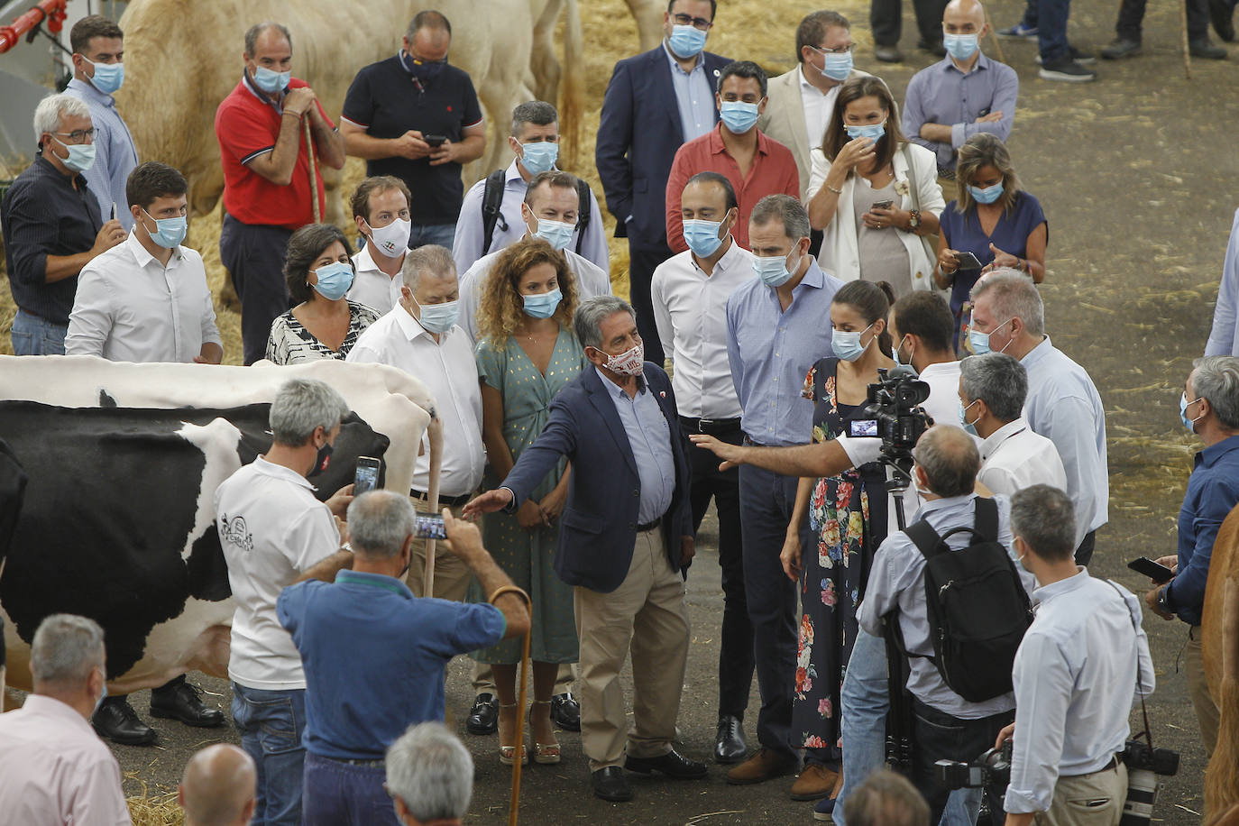 Fotos: Así ha sido la visita de los Reyes de España al Mercado de Ganados de Torrelavega