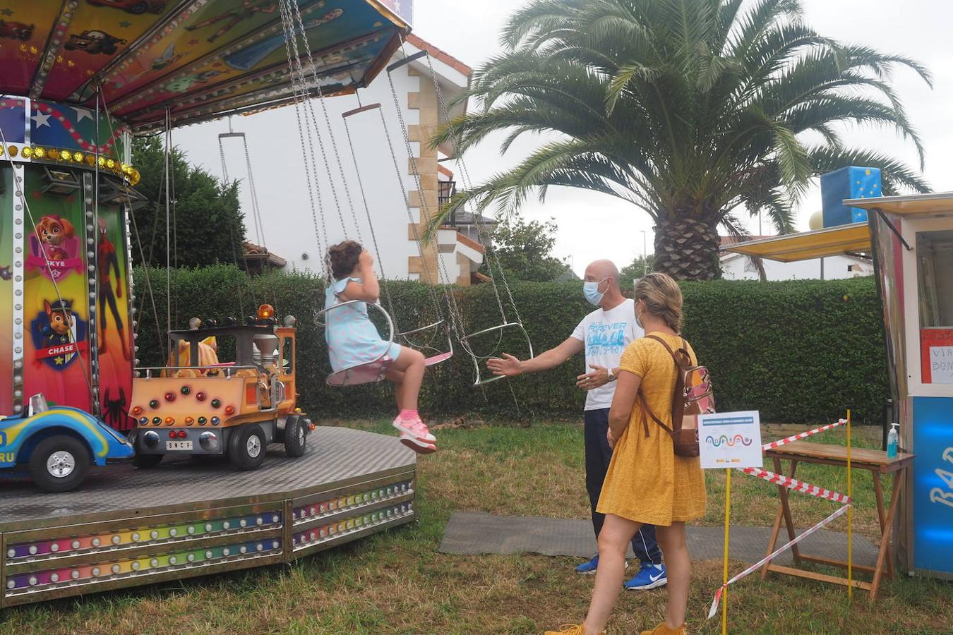 Fotos: Carruseles infantiles en Argoños por las fiestas