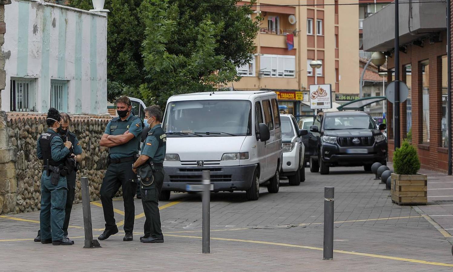 Fotos: Diez detenidos en una operación de la Guardia Civil en Cartes