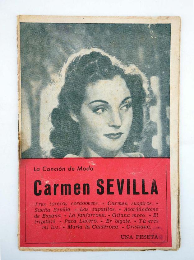 Carmen Sevilla, en su época como cantante de éxito, también tuvo sus cancioneros.