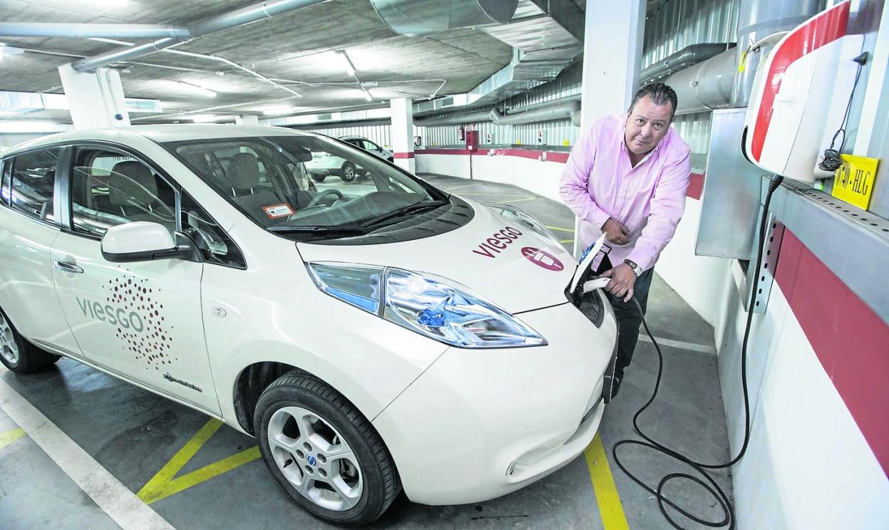 La venta de coches eléctricos se ha disparado en la región unida a los incentivos para su compra. roberto ruiz