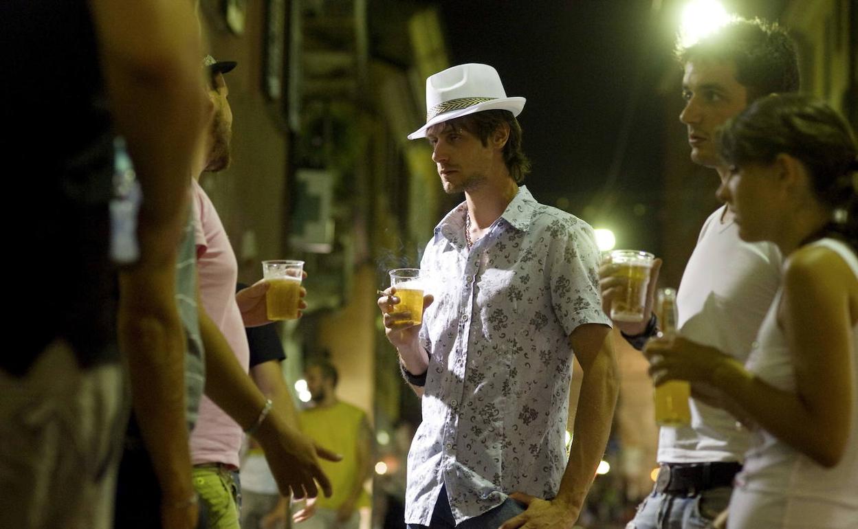 La Policía Local de Suances interpone 171 sanciones por botellón en julio