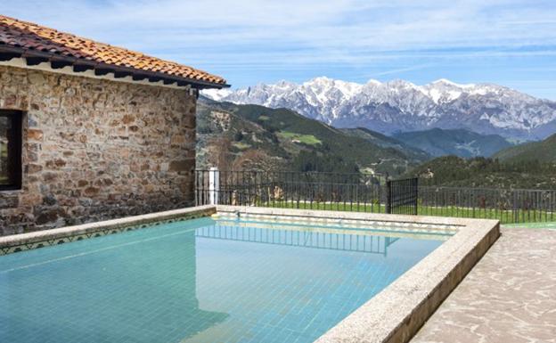 Casas con piscina en Liébana para entrar a vivir este verano