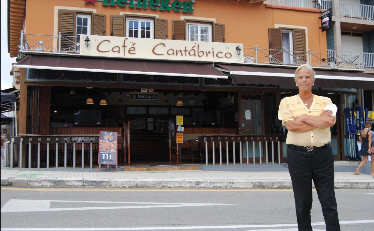 El café Cantábrico, con más de 80 años de historia, es el «más antiguo» de Noja . A. C