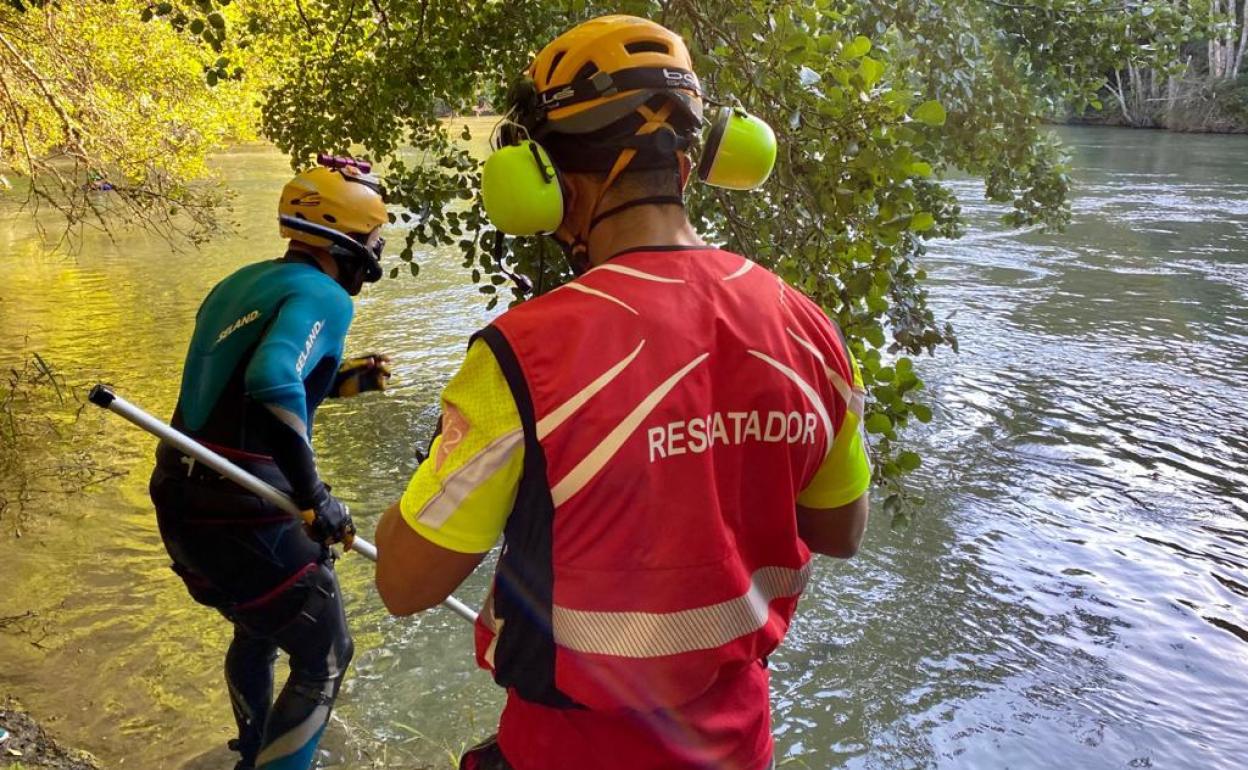 Se busca a un hombre de 70 años desaparecido cuando pescaba en la zona de Aldea de Ebro