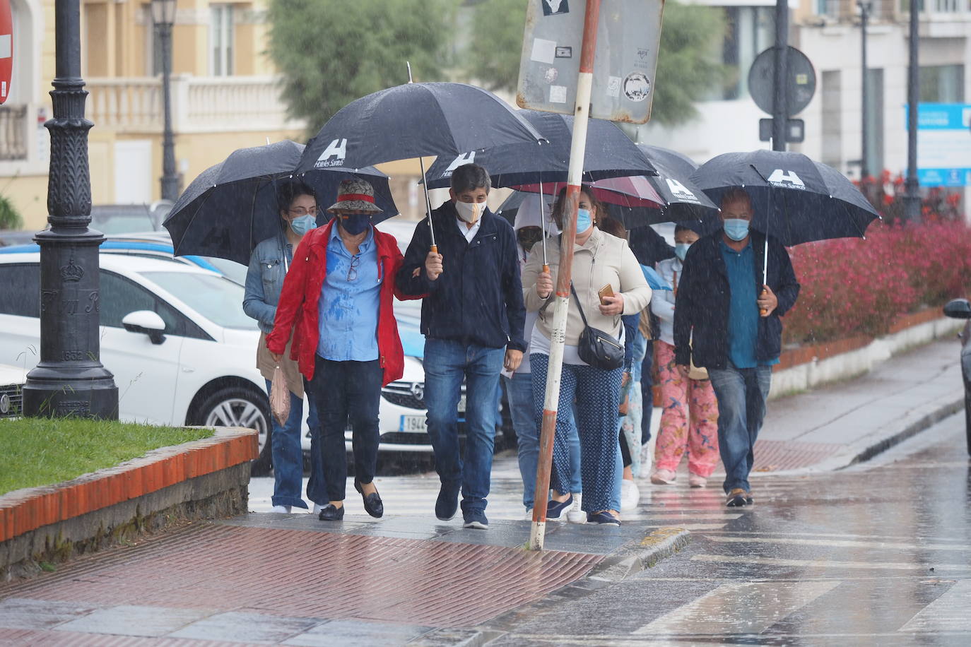 Fotos: Mucha lluvia y bajada de las temperaturas en Cantabria