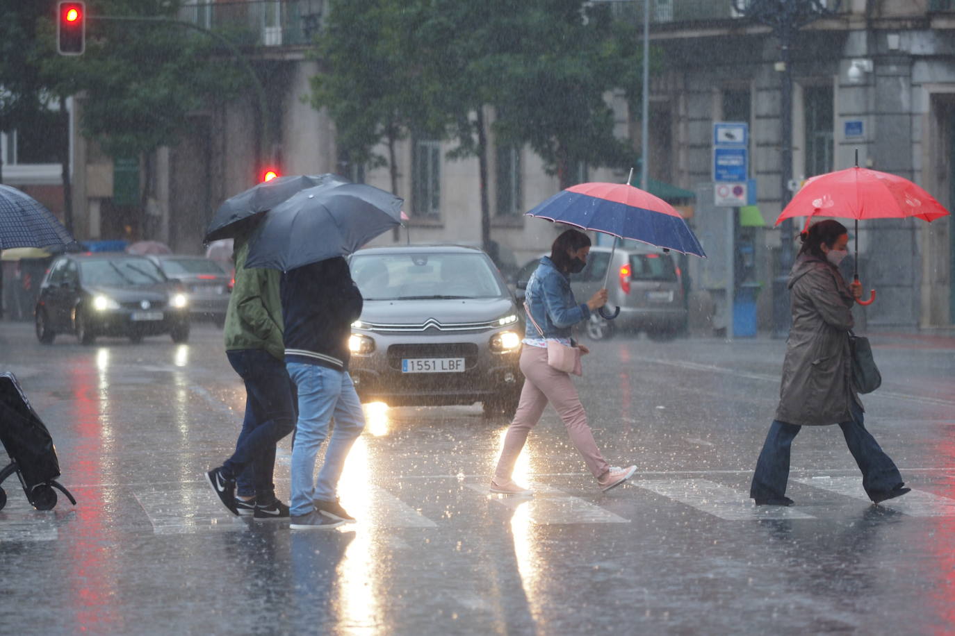 Fotos: Mucha lluvia y bajada de las temperaturas en Cantabria