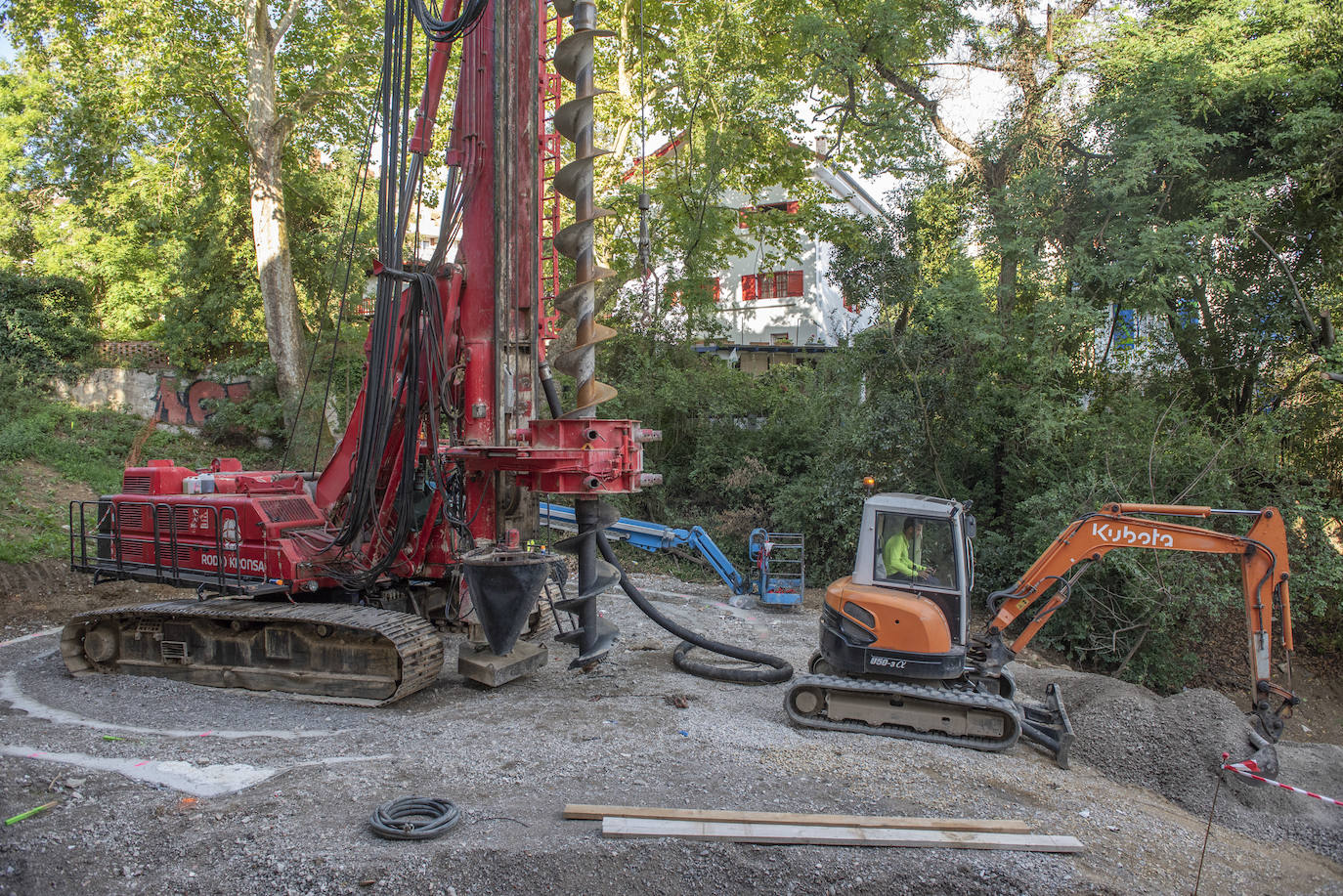 Los trabajos para recuperar el viejo acceso por El Sardinero tardarán tres meses en alcanzar la infraestructura original