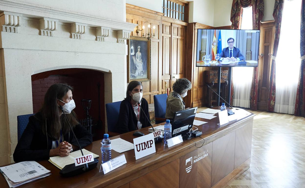 Illa asegura en la UIMP que las medidas contra el covid deben adaptarse a la realidad de cada momento y cada territorio