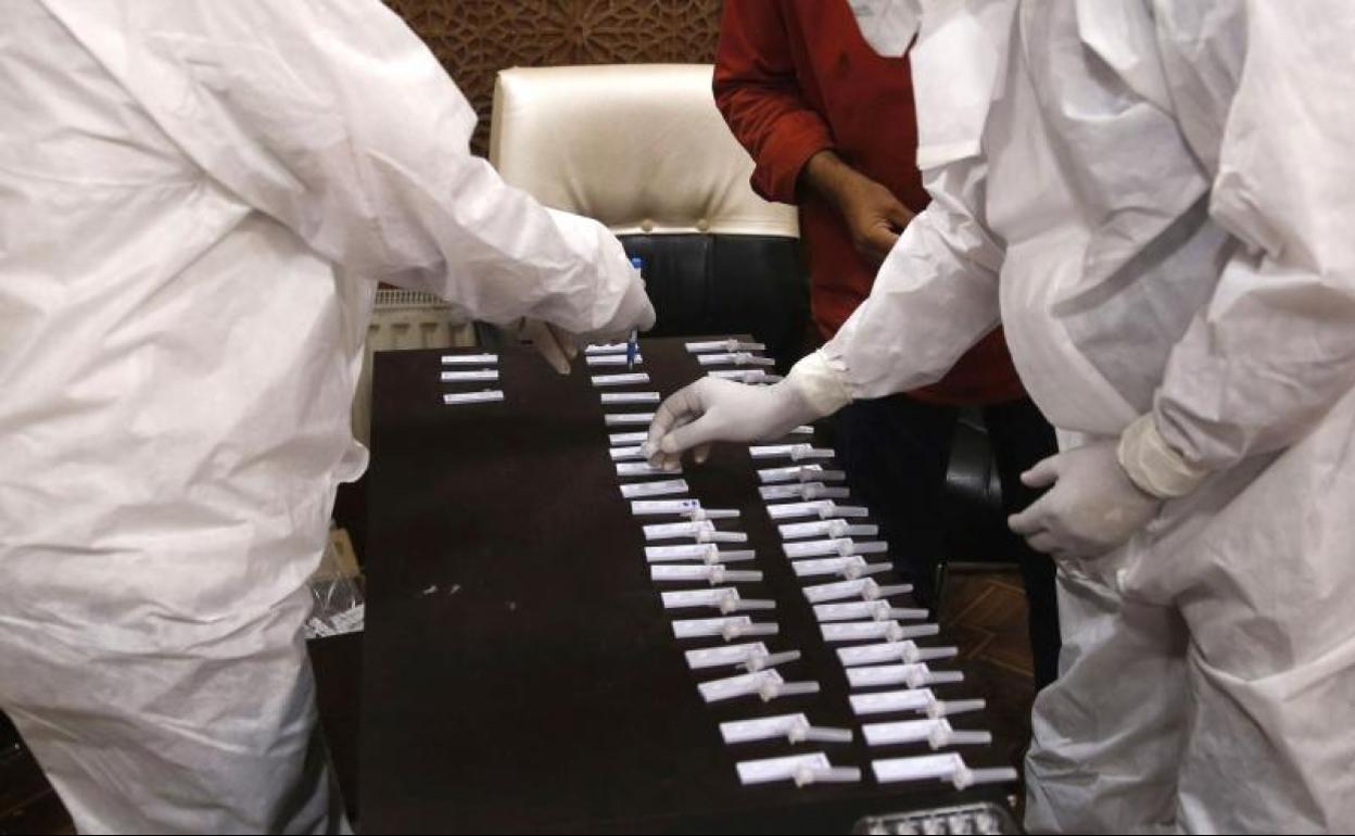 EE UU aprueba un test para distinguir la covid-19 de la gripe