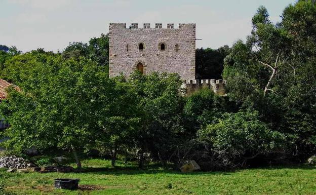 Torre de Venero, en Castillo, Arnuero. 