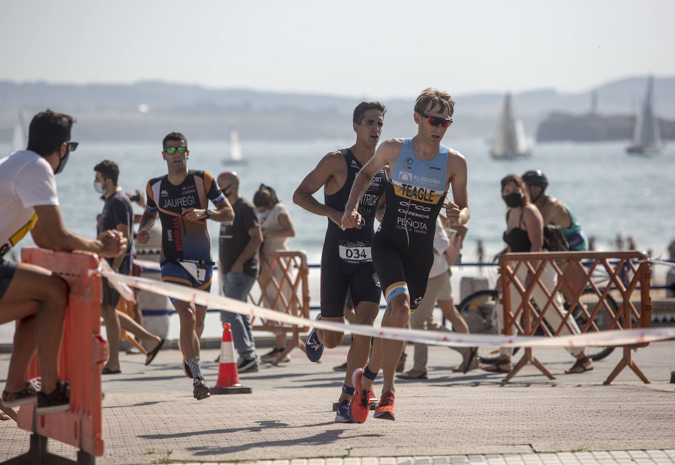 Fotos: Gómez Noya manda en el Triatlón de Santander