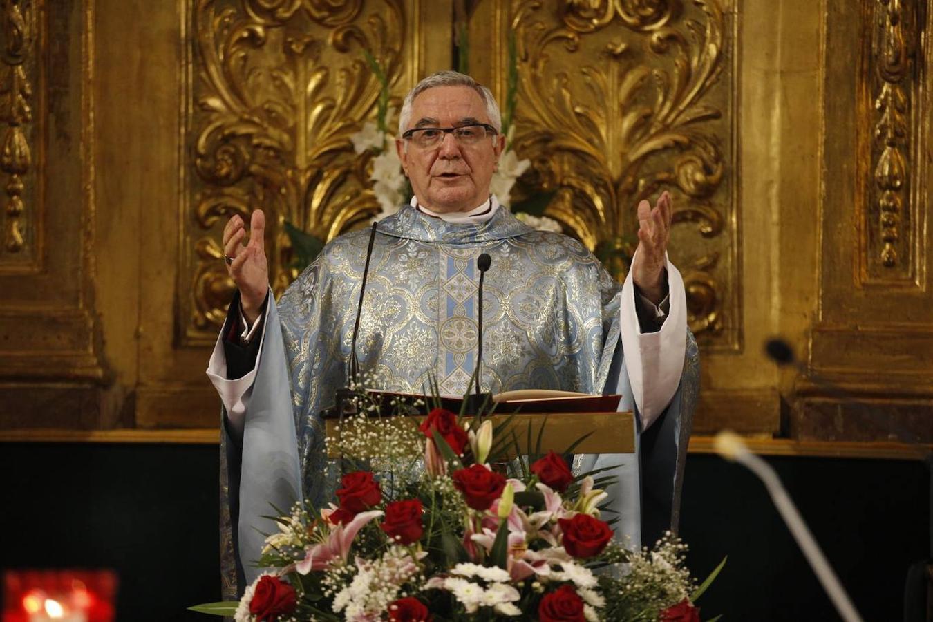 La celebración de la Bien Aparecida ha sido distinta en el santuario de Hoz de Marrón, con restricciones, medidas de seguridad y aforos limitados, pero no vacía de fieles, que han acudido en mayor número del esperado.