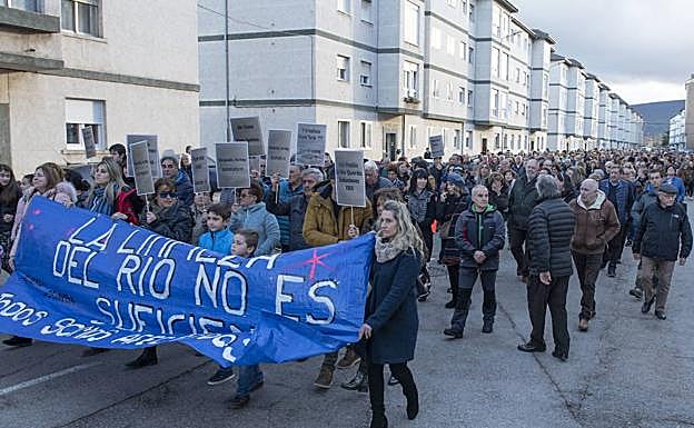 Manifestación que se celebró en febrero para apoyar a los afectados y exigir soluciones a las diferentes administraciones. 