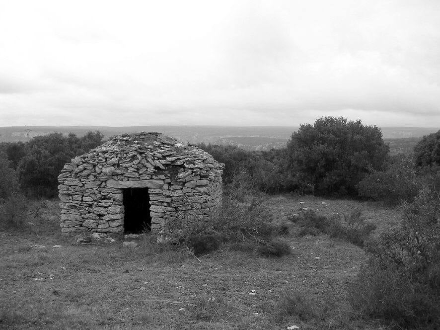 Imagen de 2006. Choza de pastor, que estará dentro del Observatorio Astronómico de Cantabria, en Rebollar del Ebro, concretamente en el Páramo de Lora.