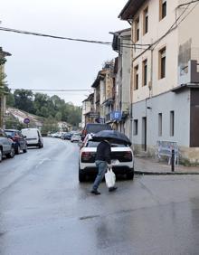 Imagen secundaria 2 - Imágenes de este viernes en Cabezón de la Sal.