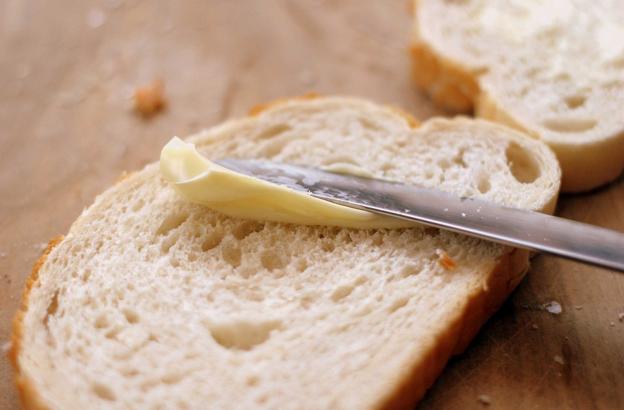 ¡Qué rica estaba aquella mantequilla casera untada en el pan y con azúcar!