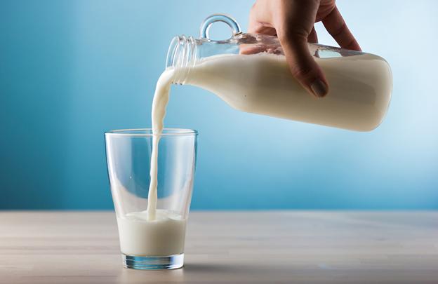 El vaso de leche formaba parte, a veces, de las merienda.