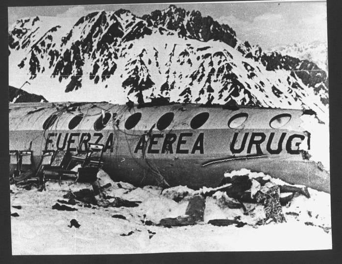 Imagen del avión uruguayo que sufrió el accidente aéreo en la cordillera de los Andes en octubre de 1972.