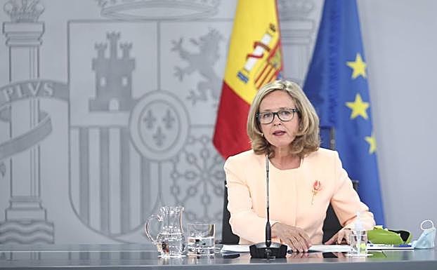 La ministra de Economía, Nadia Calviño. 