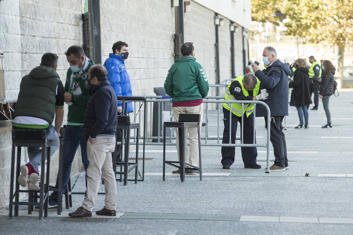 El protocolo racinguista funcionó con normalidad y el estadio acogió de nuevo a más de mil espectadores