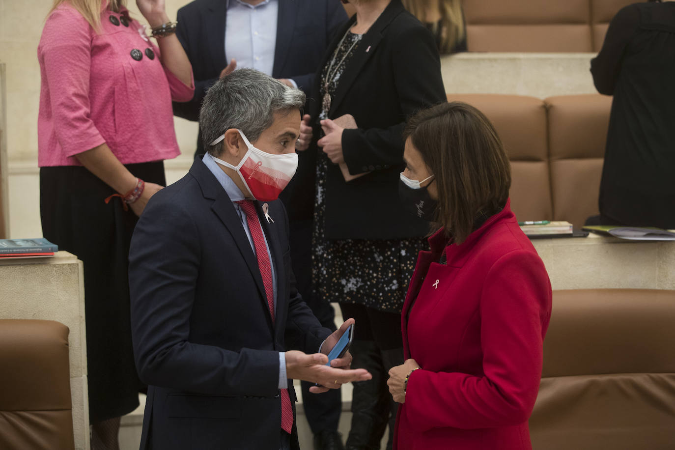 Pleno del Parlamento de Cantabria celebrado este lunes, 19 de octubre de 2020