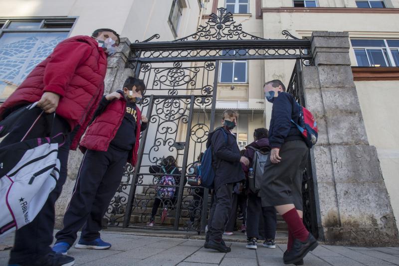 Fotos: Vuelta al colegio tras el caos del calendario escolar