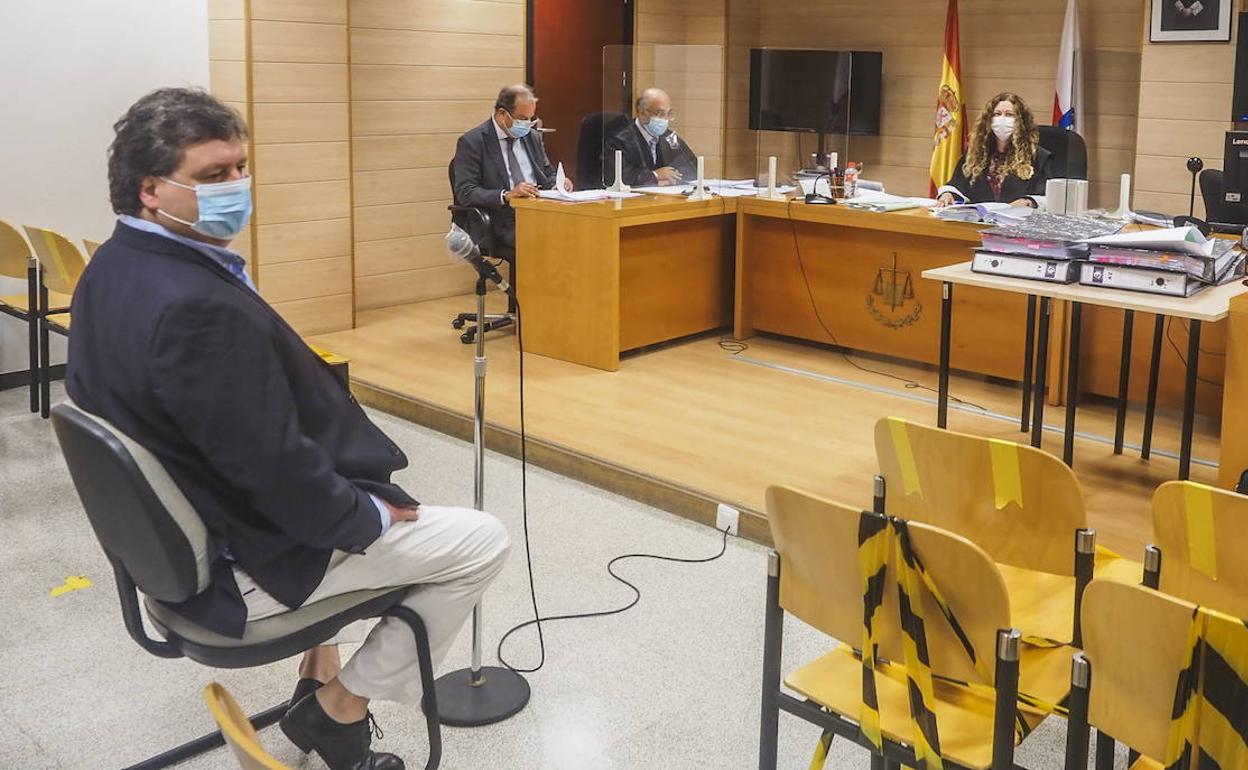 Los abogados del alcalde de Cayón piden la suspensión del plazo para recurrir