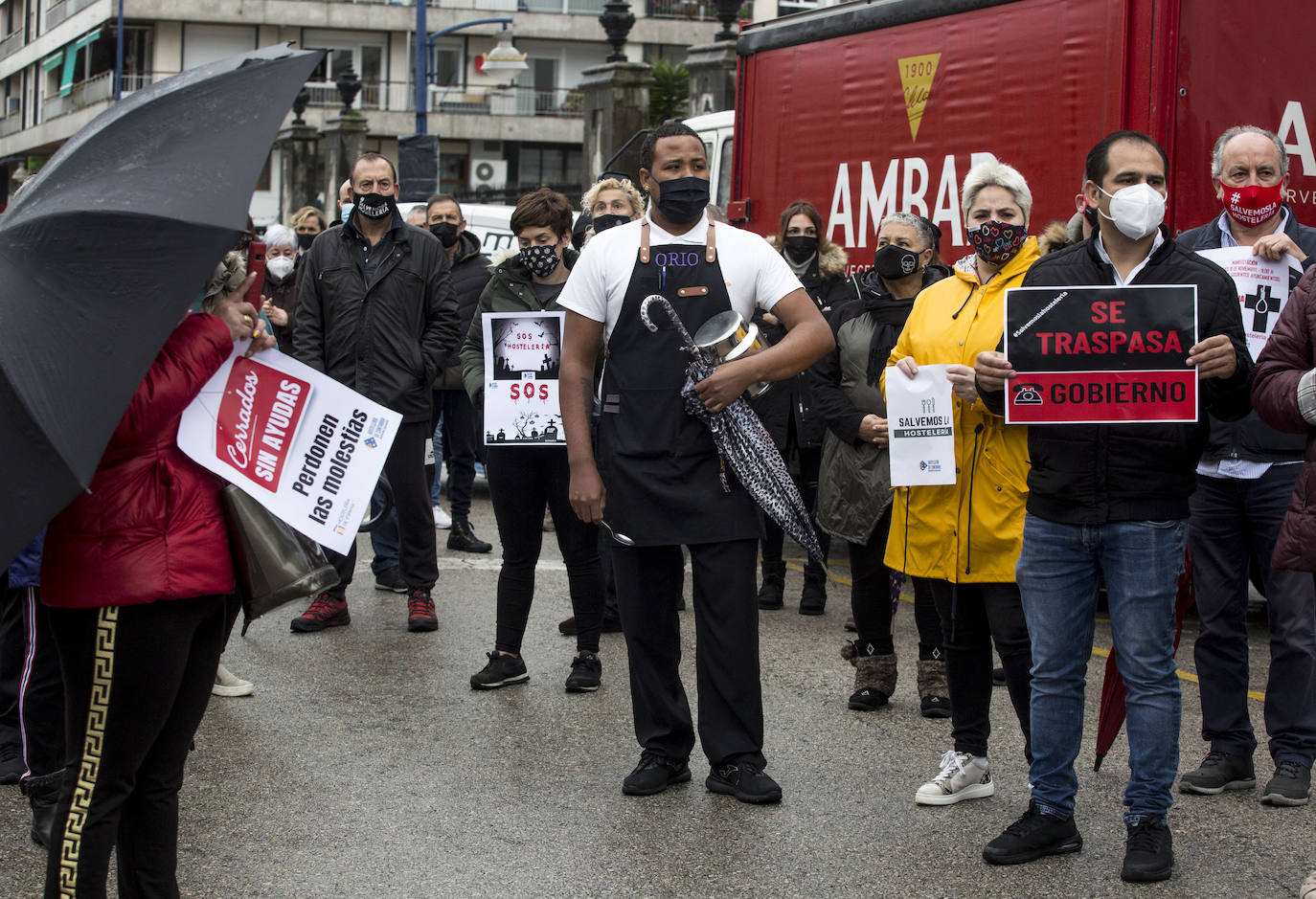 La protesta de los hosteleros de Laredo.