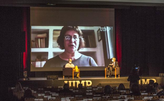 Castells: «La forma de hacer política de Lluch es un ejemplo ahora que hay violencia verbal y enfrentamientos no democráticos»