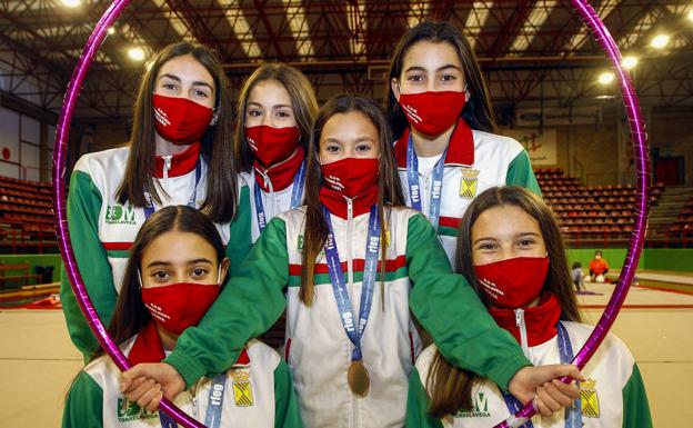 Las infantiles de la EDM Torrelavega.