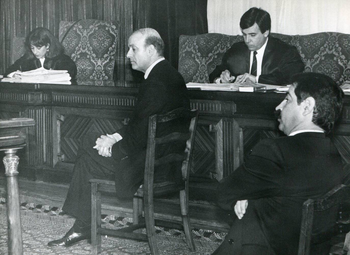 1990. Juan Hormaechea en el juicio contra Miguel Ángel Revilla por injurias.