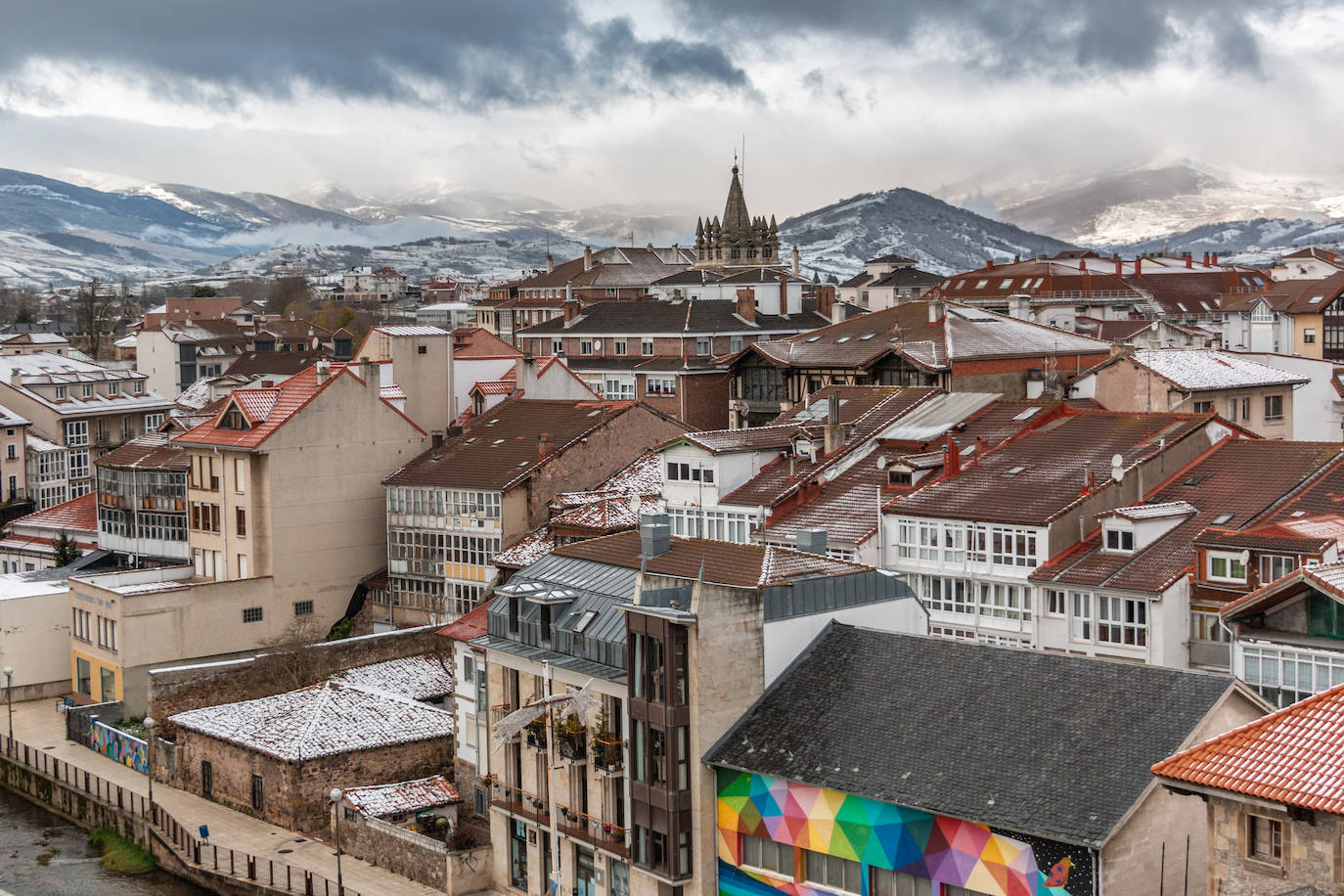 Fotos: La nieve cubre Campoo