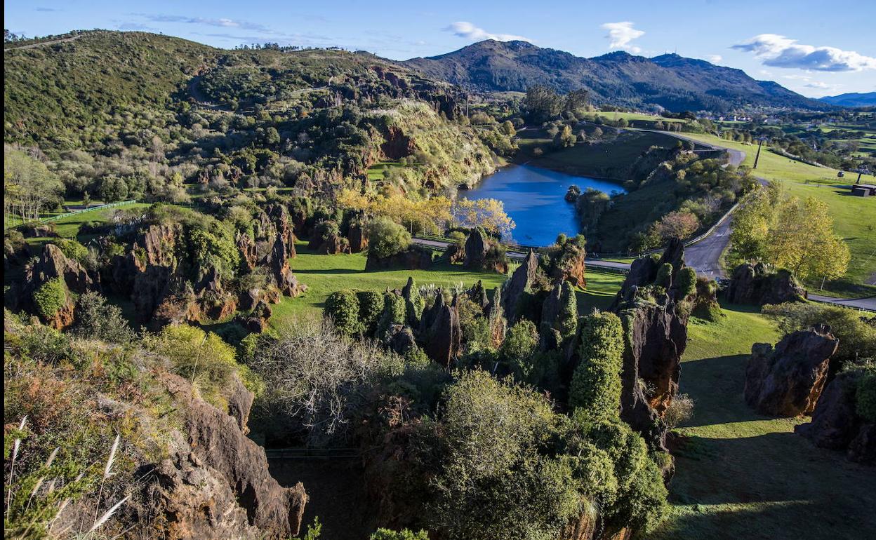 Vista general de el Parque de la Naturaleza de Cabárceno.