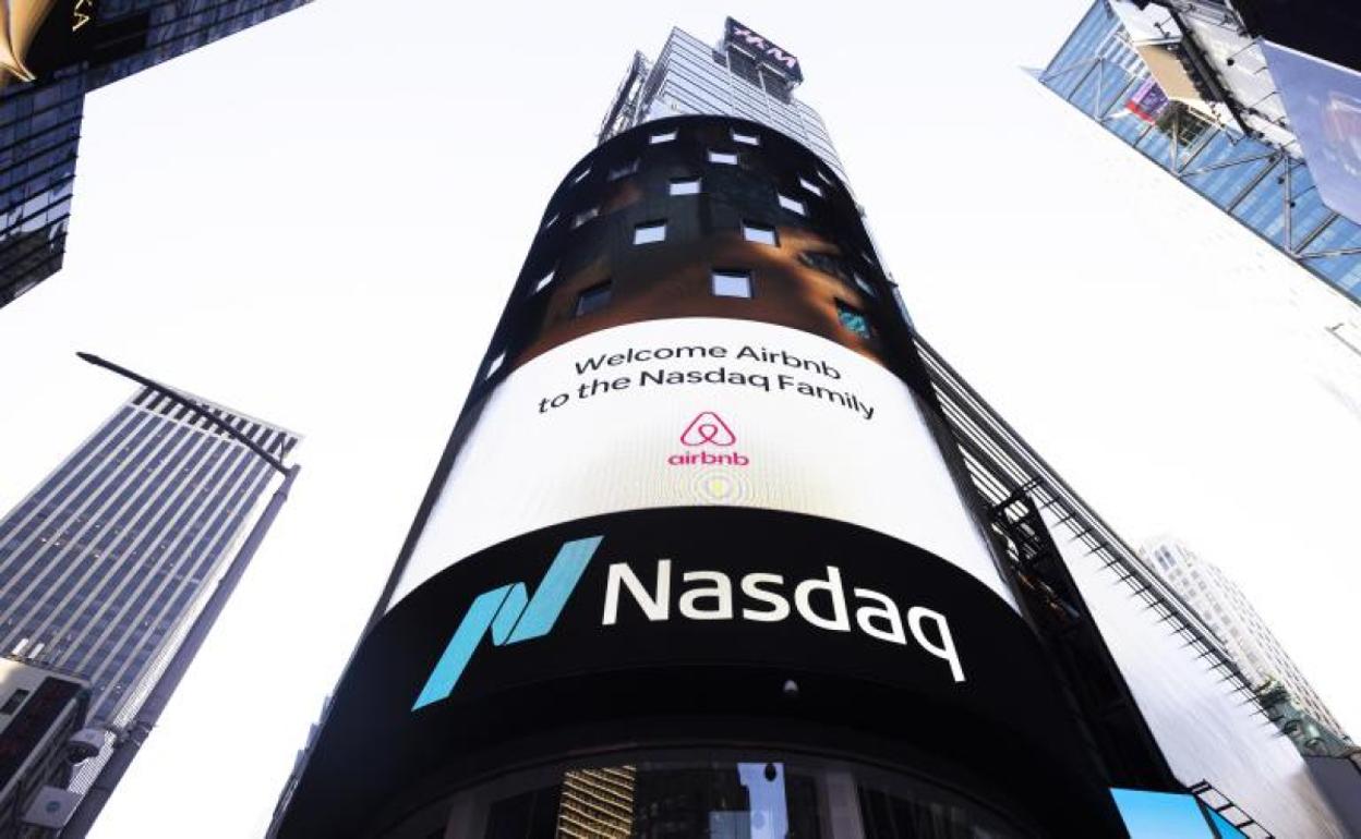 Las pantallas del Nasdaq dan la bienvenida a su nuevo componente 