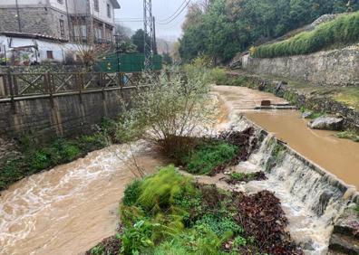 Imagen secundaria 1 - Cantabria desactiva su plan de inundaciones ante la normalidad en los ríos