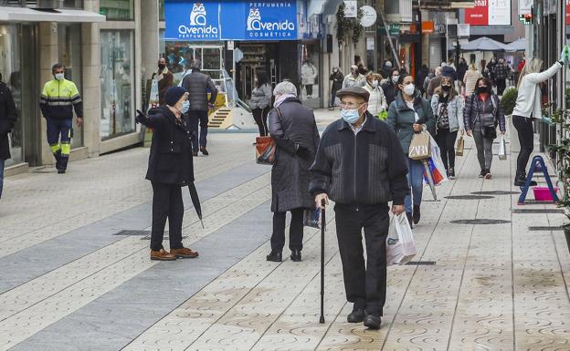 Cantabria suma otro fallecido en una jornada en la que crecen los contagios y los hospitalizados