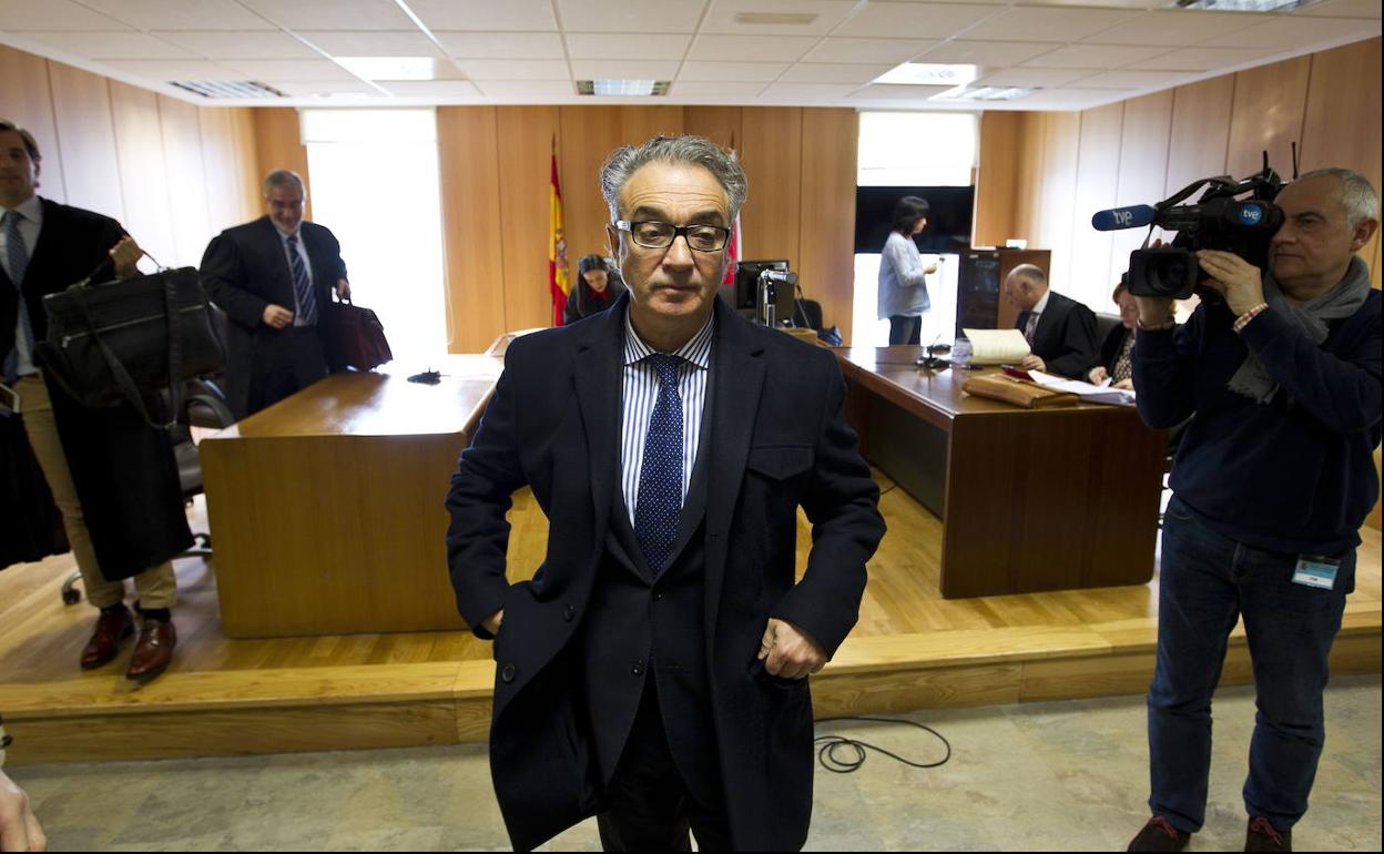 Ángel Lavín, condenado a dos años y nueve meses de prisión