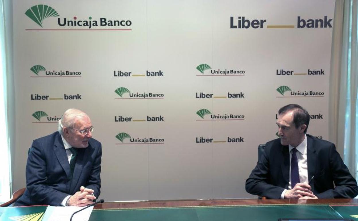 Unicaja Banco y Liberbank se abren a más fusiones en el futuro para mantenerse como el quinto banco