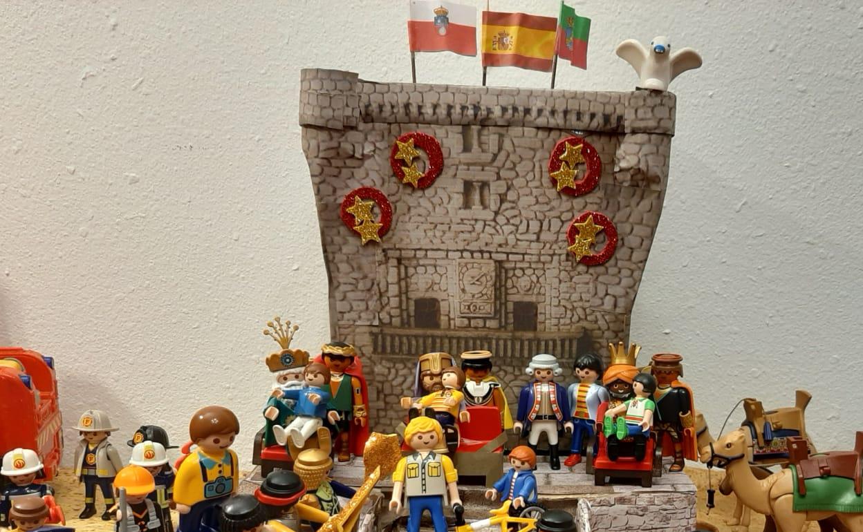 Las vivencias de la noche de Reyes de un niño lebaniego recreadas con sus playmobil