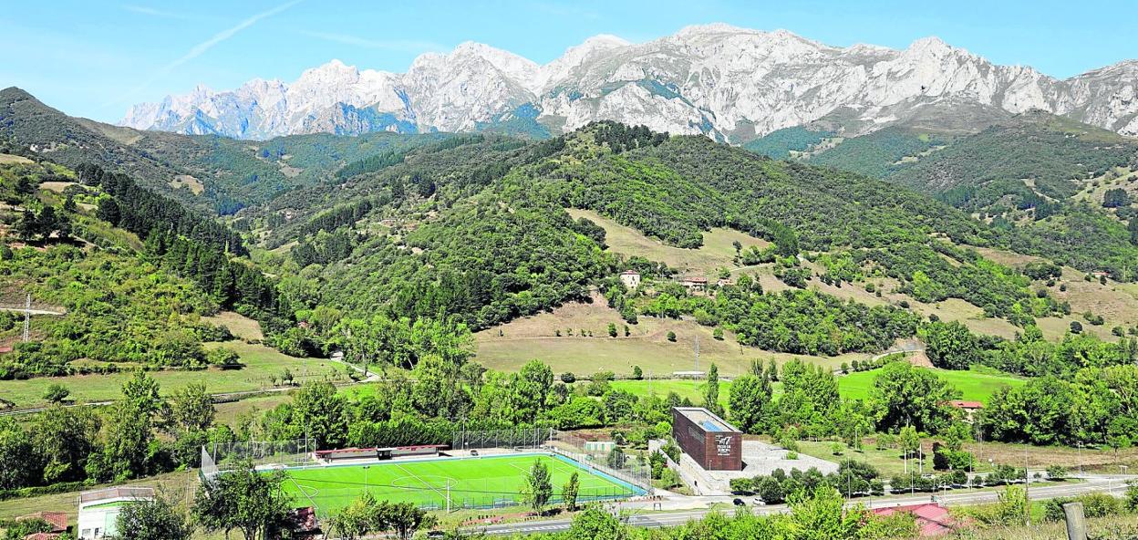 Vista del municipio de Cillorigo de Liébana desde la localidad de Tama