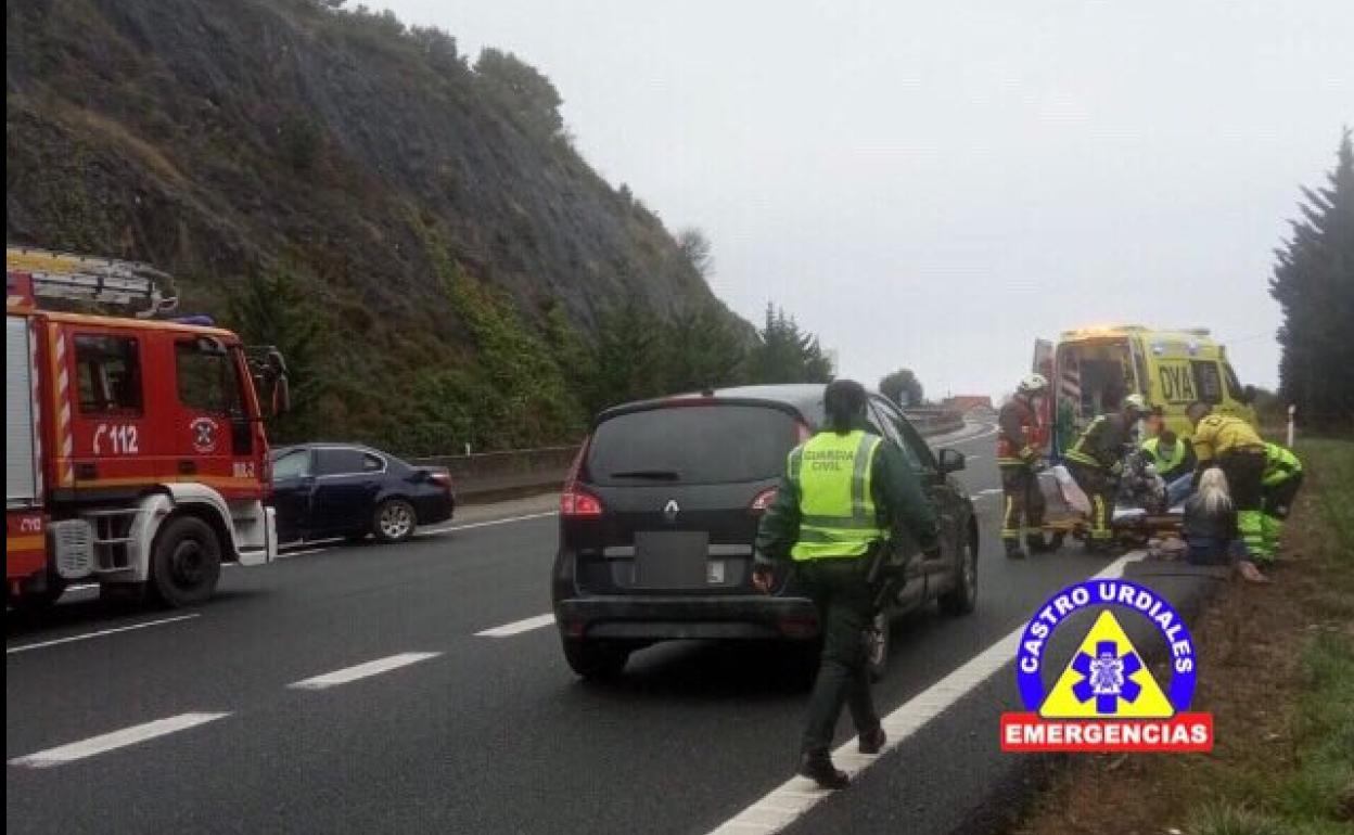 Tres heridos en un accidente en la A-8 a la altura de Castro Urdiales