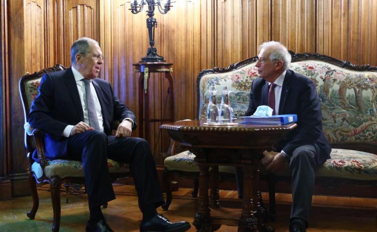 Lavrov y Borrell. 