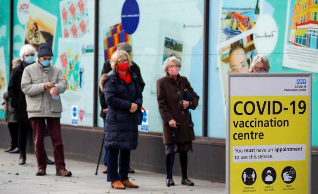 Nuevas cepas: siguen mutando, se extienden y amenazan la eficacia de las vacunas