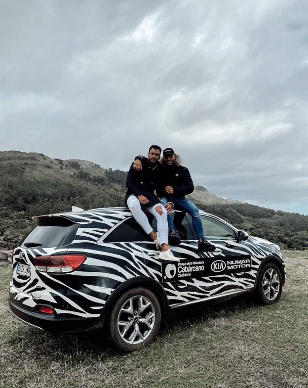 Con su buen amigo Albert Barranco, de visita a Cabárceno.